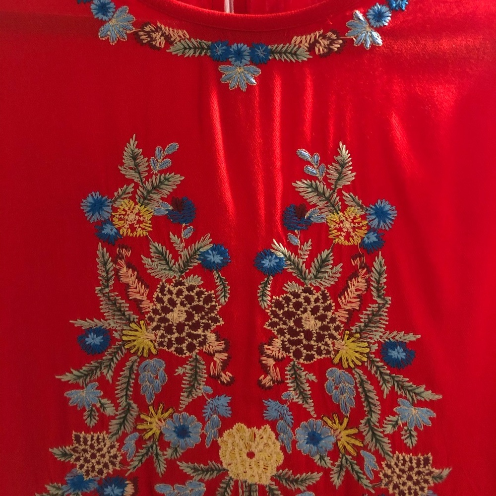 Embroidered Blouse - Picture 2 of 6